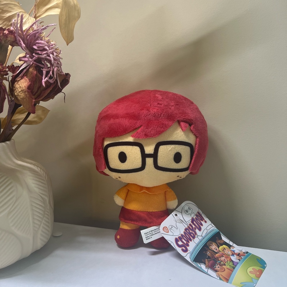 Scooby doo chibi velma plush toy 

Brand New